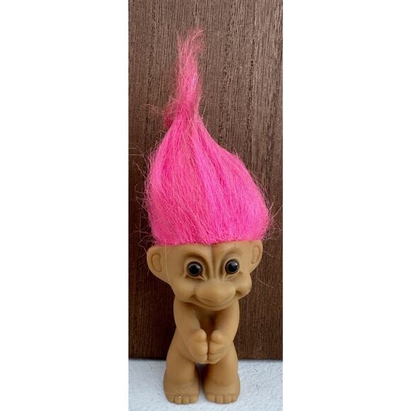 Vintage Pink-Haired Troll Doll – Hard To Find Hands Together Pose – Rare Style - Picture 1 of 5